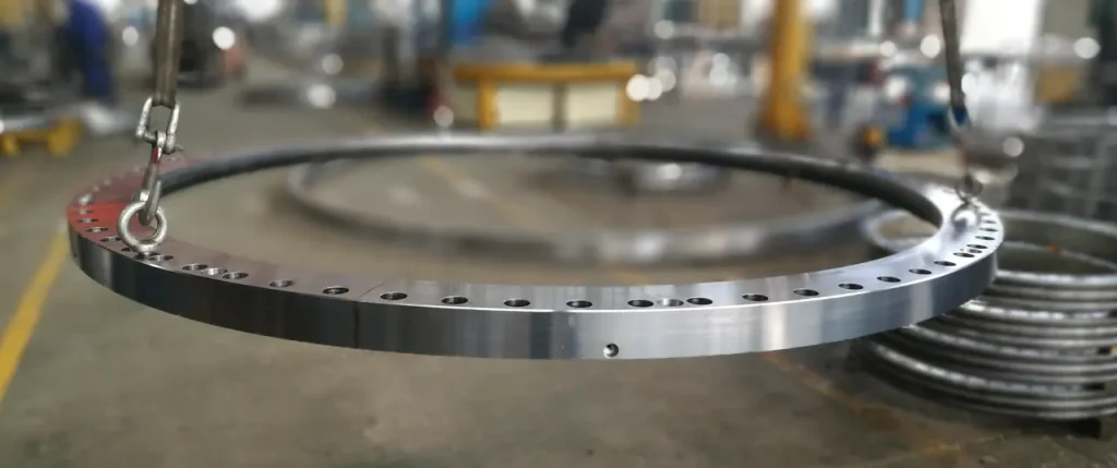 Features of single-row ball slewing bearing