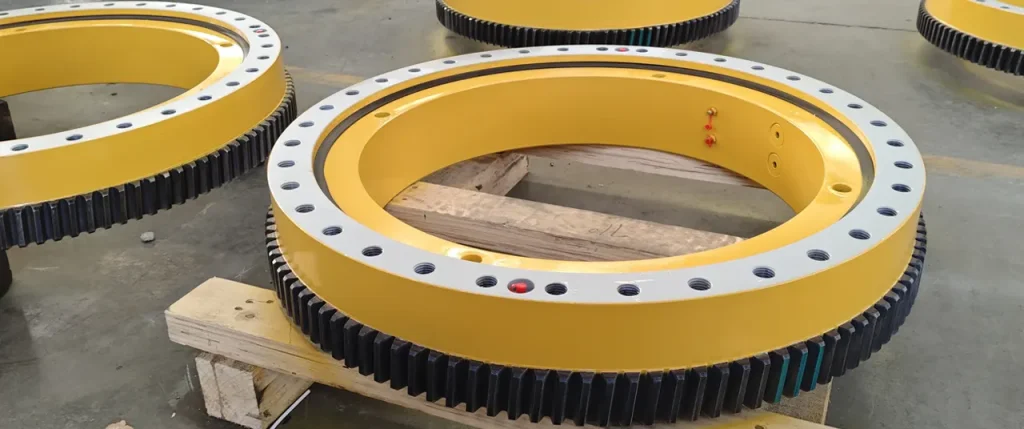 Slewing Bearings vs. Traditional Bearings: What’s the Difference?