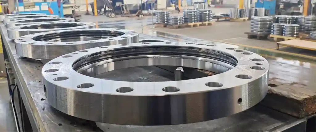 Slewing Bearing in Crane: The Ultimate Guide to Function, Types, and Maintenance